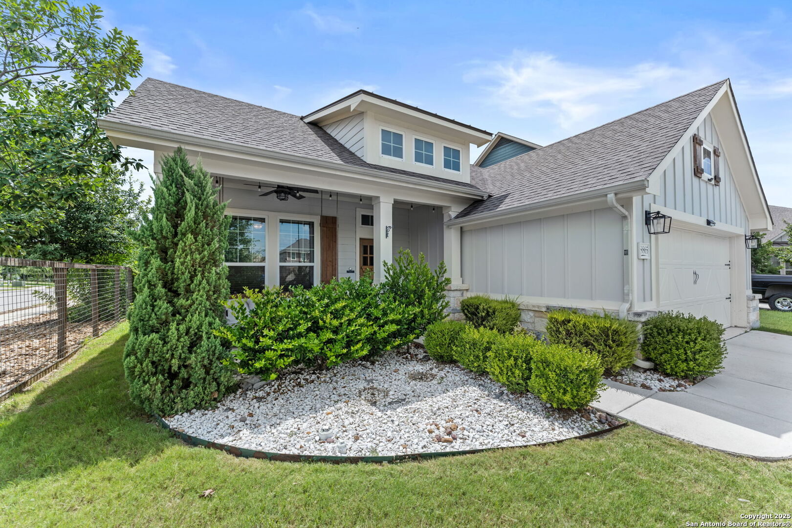 8865 Stackstone