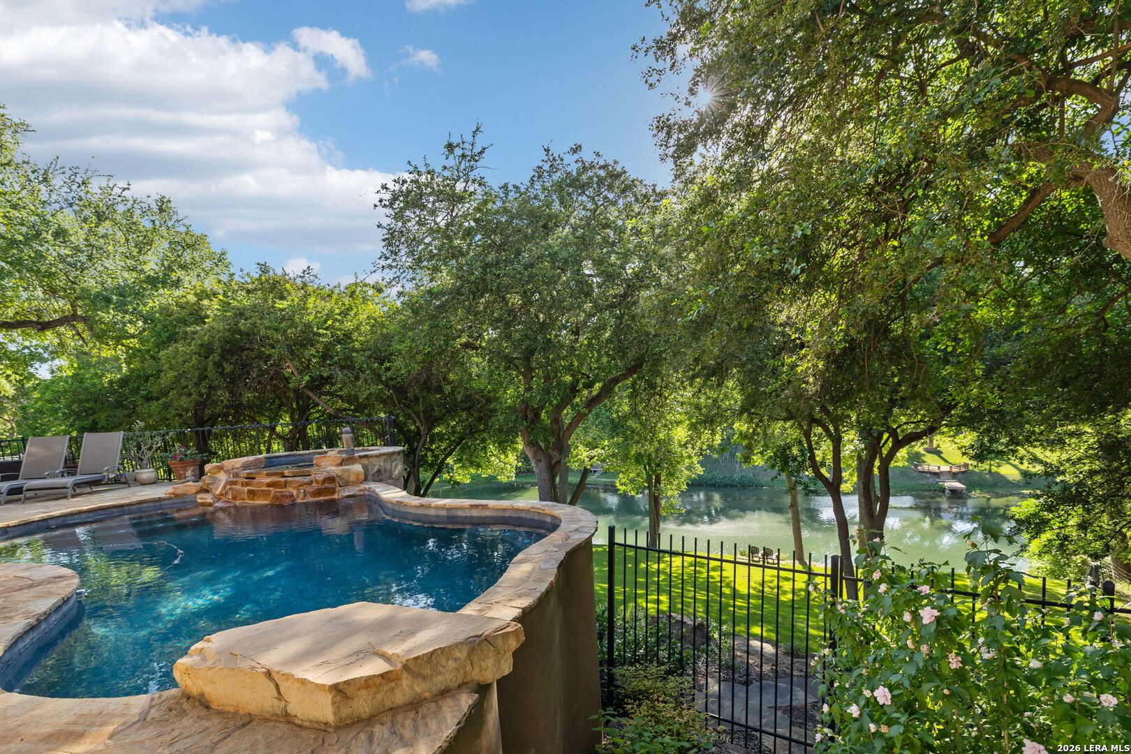 1033 River Terrace