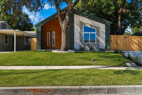 Photo of 803 MCKINLEY AVE, San Antonio, TX 78210 (MLS # 2011702)