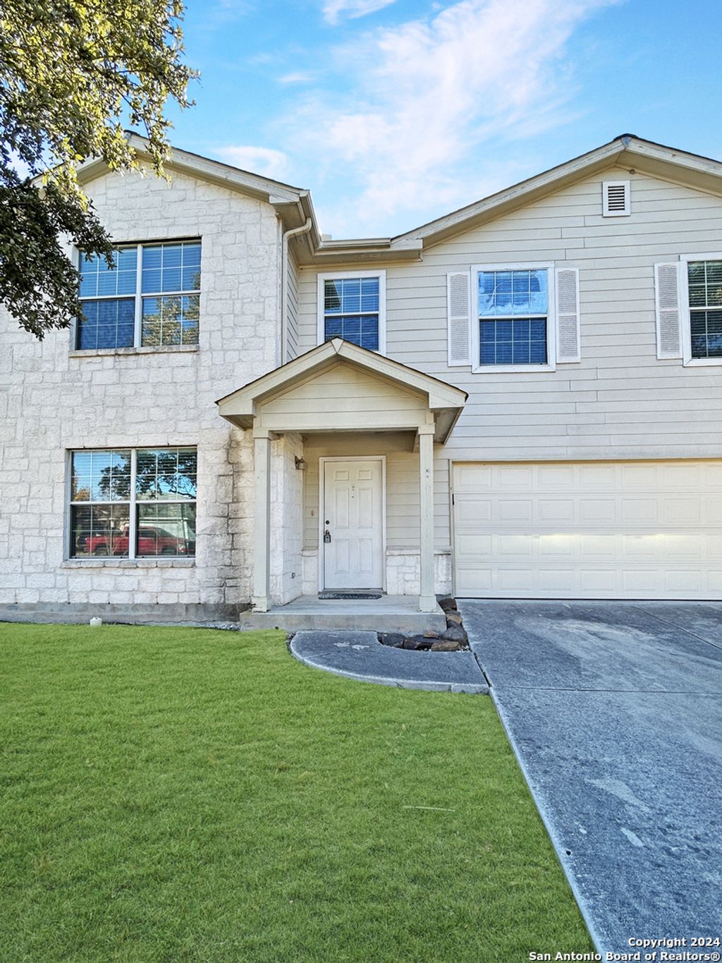 Photo of 117 HANGING MOSS, Cibolo, TX 78108 (MLS # 1990843)