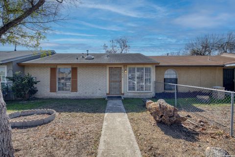 Photo of 5910 fairgreen, San Antonio, TX 78242 (MLS # 1935298)