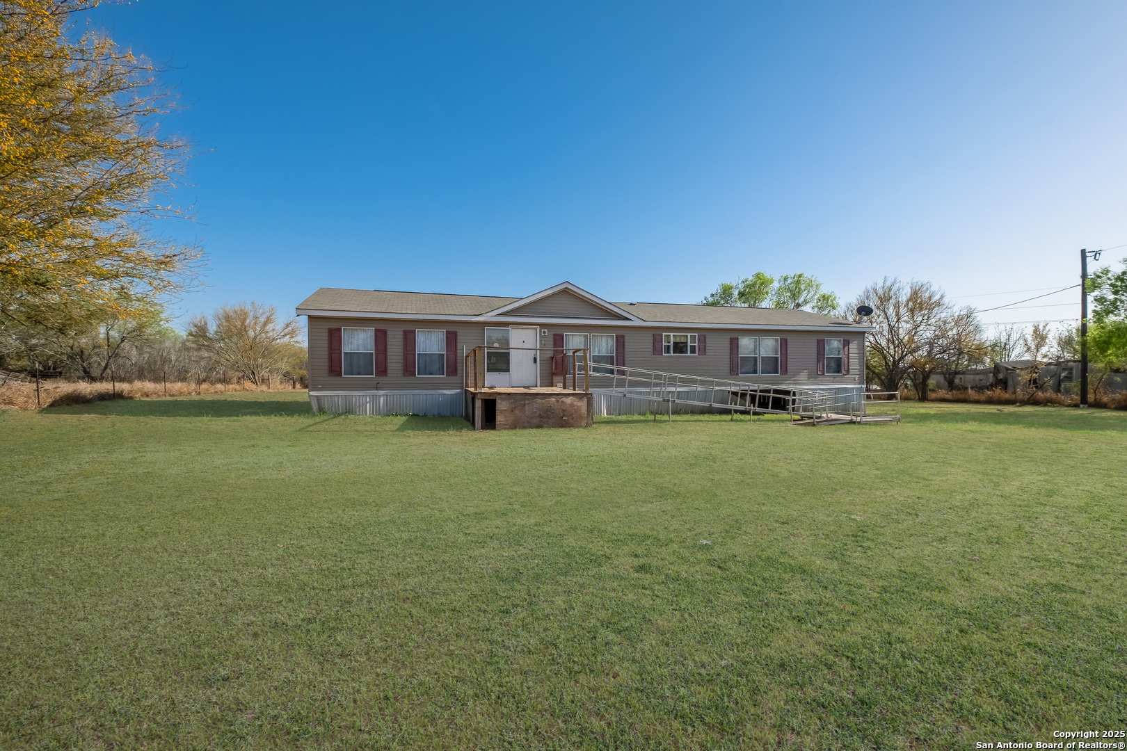 Listing image 4