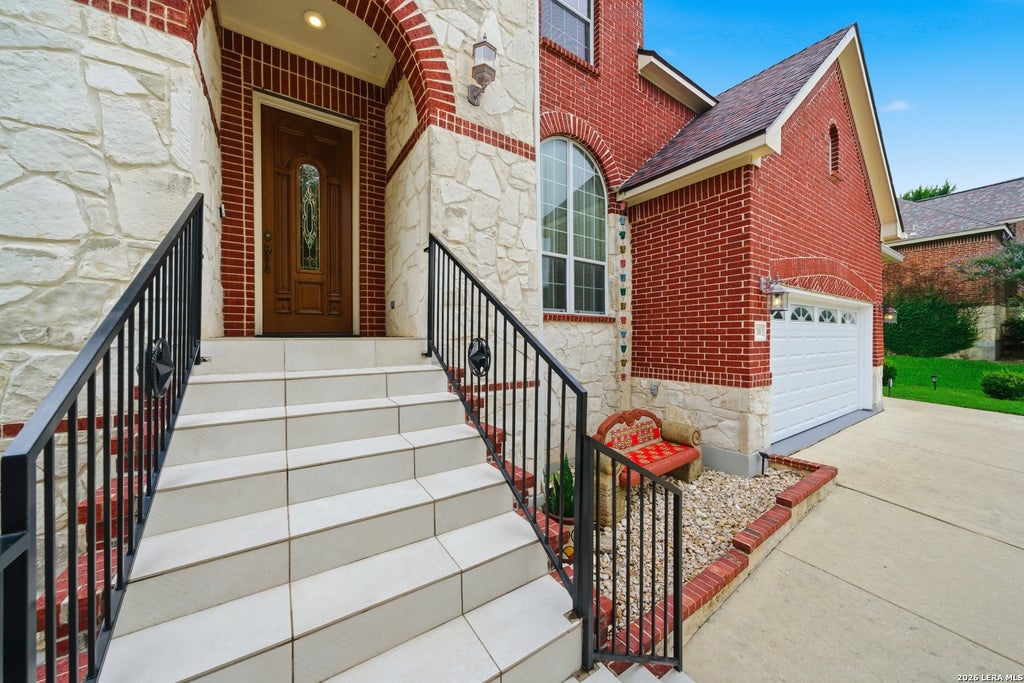 Photo of 34 Sable Vly, San Antonio, TX 78258 (MLS # 1969422)