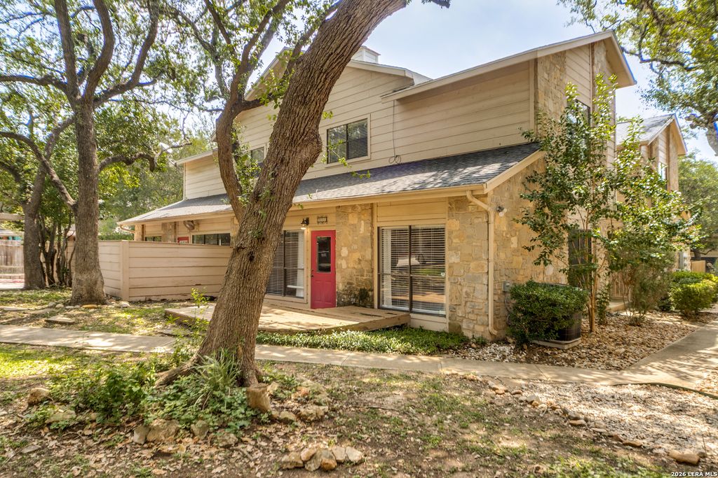 Photo of 829 W BITTERS RD APT 501 #APT 501, San Antonio, TX 78216 (MLS # 1993560)
