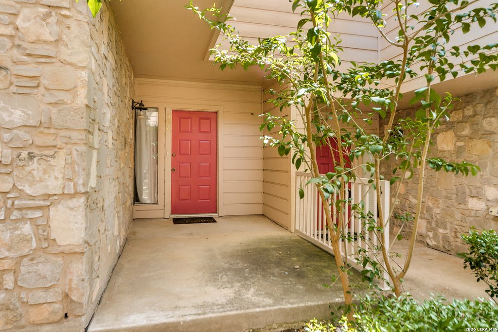 Photo of 829 W BITTERS RD APT 501 #APT 501, San Antonio, TX 78216 (MLS # 1993560)