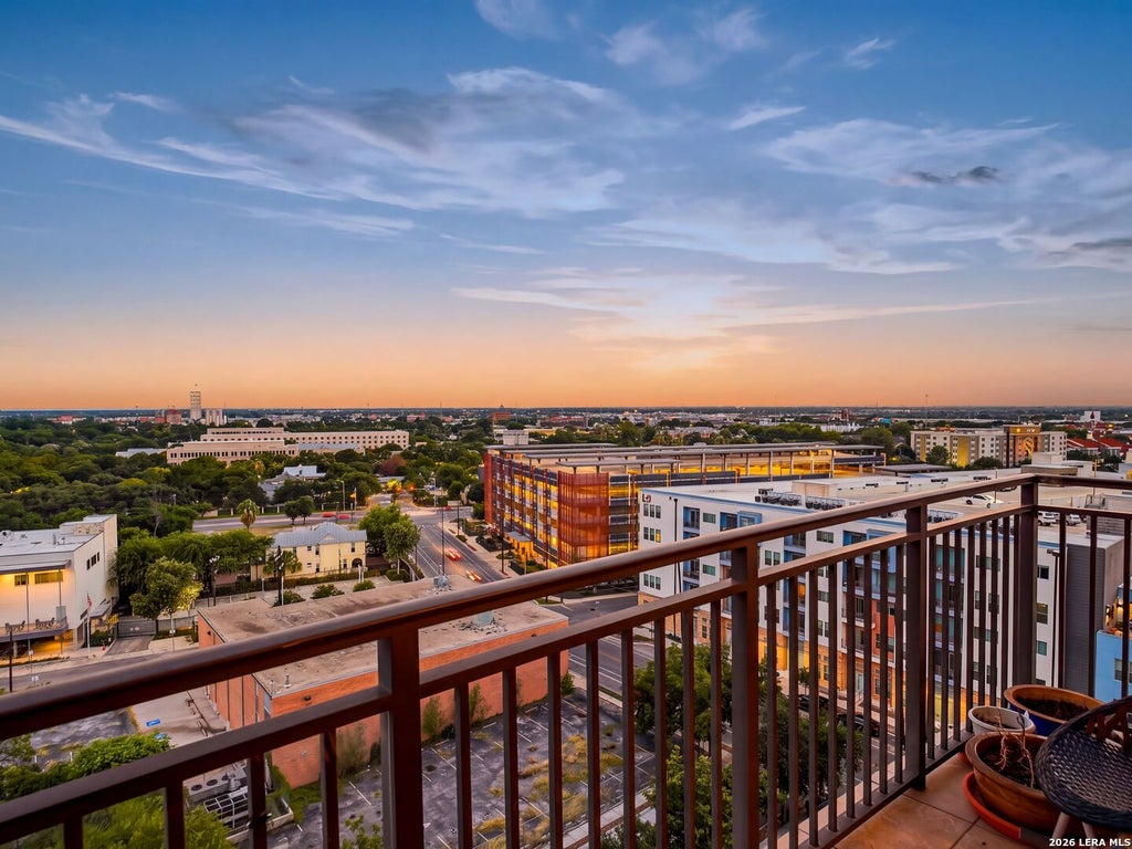 Photo of 230 Dwyer Avenue 904 #904, San Antonio, TX 78204 (MLS # 2007609)