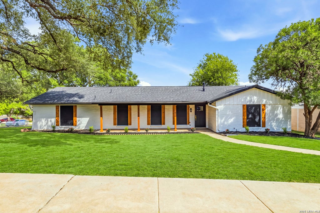 Photo of 3923 LONGRIDGE DR, San Antonio, TX 78228 (MLS # 2023968)