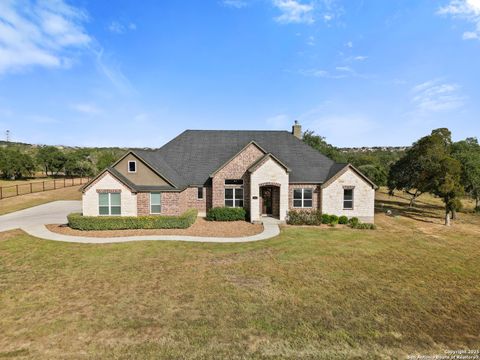451 Stone Loop Castroville TX 78009