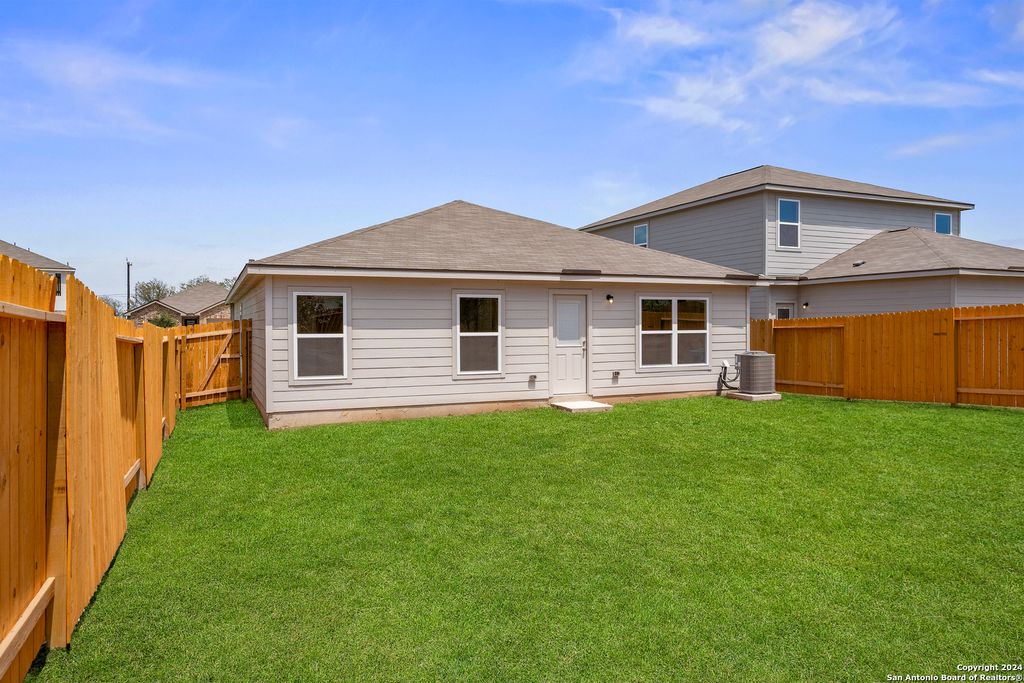 Photo of 15027 Telfaire Meadow, Von Ormy, TX 78073 (MLS # 1930242)