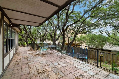 A home in Canyon Lake