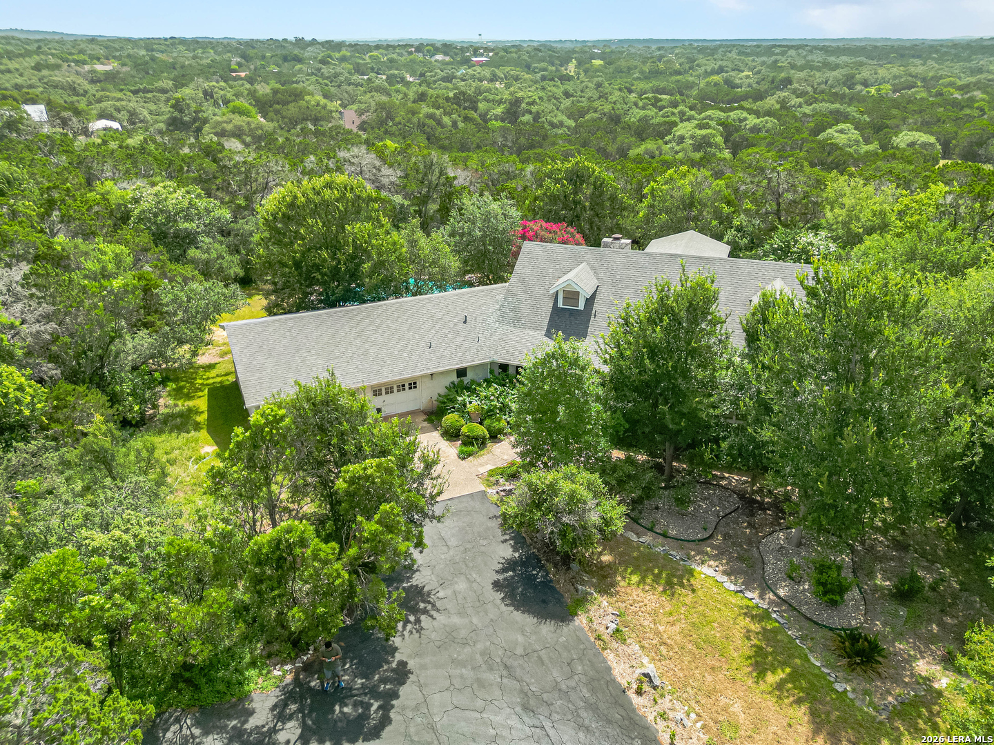 27036 CYNTHIA DR