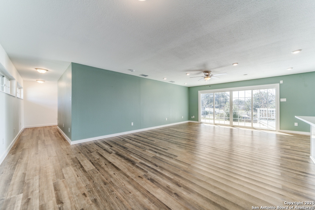 124 HERWECK DR