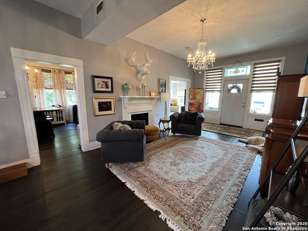 Photo of 519 monumental, San Antonio, TX 78202 (MLS # 1919818)