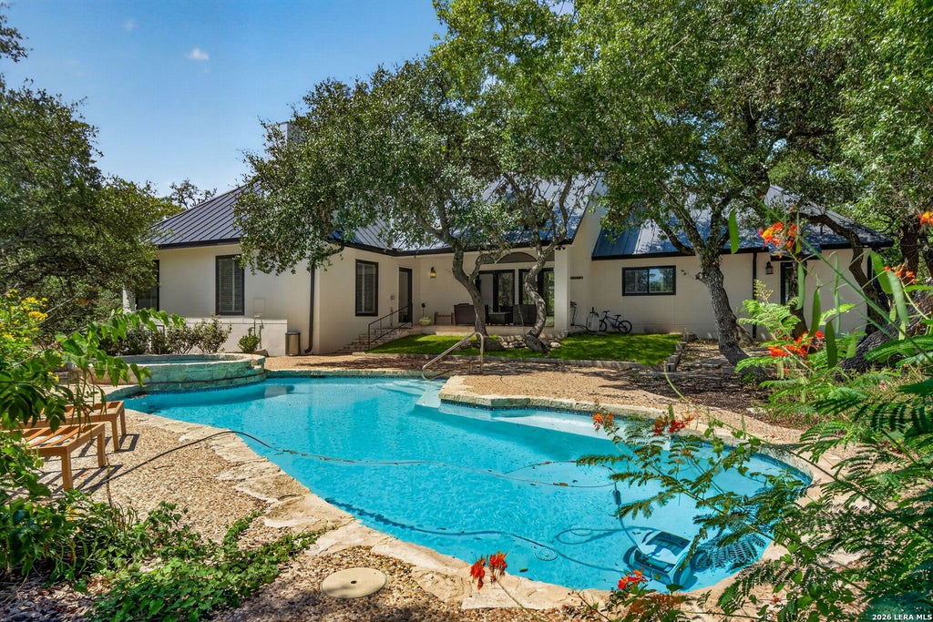 Photo of 29440 RED BUD HL, Fair Oaks Ranch, TX 78015 (MLS # 1945827)