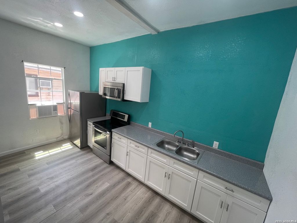 Photo of 2616 MONTEREY ST 101 #101, San Antonio, TX 78207 (MLS # 1991259)