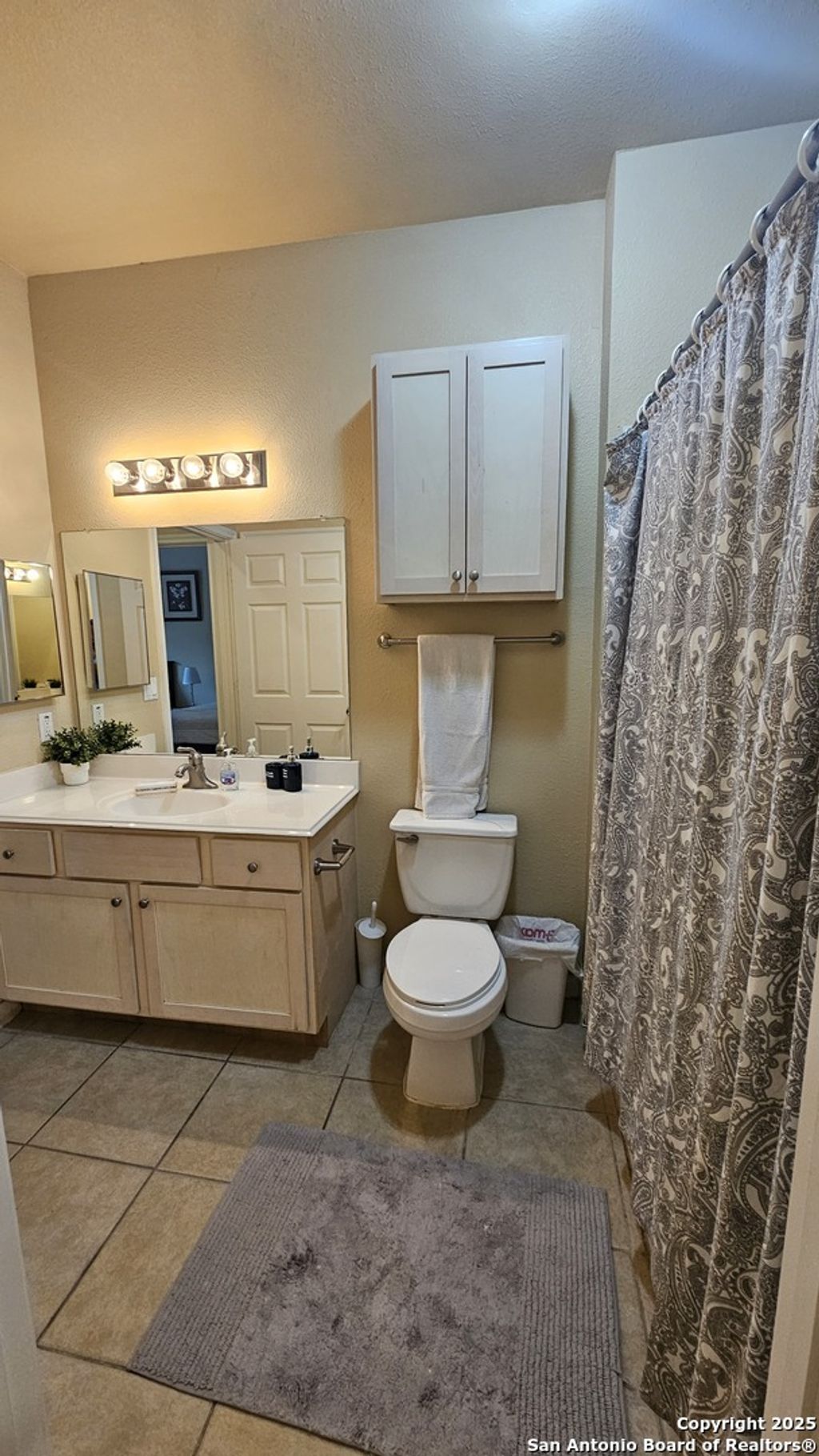 Photo of 6160 ECKHERT 403 #403, San Antonio, TX 78240 (MLS # 1930169)