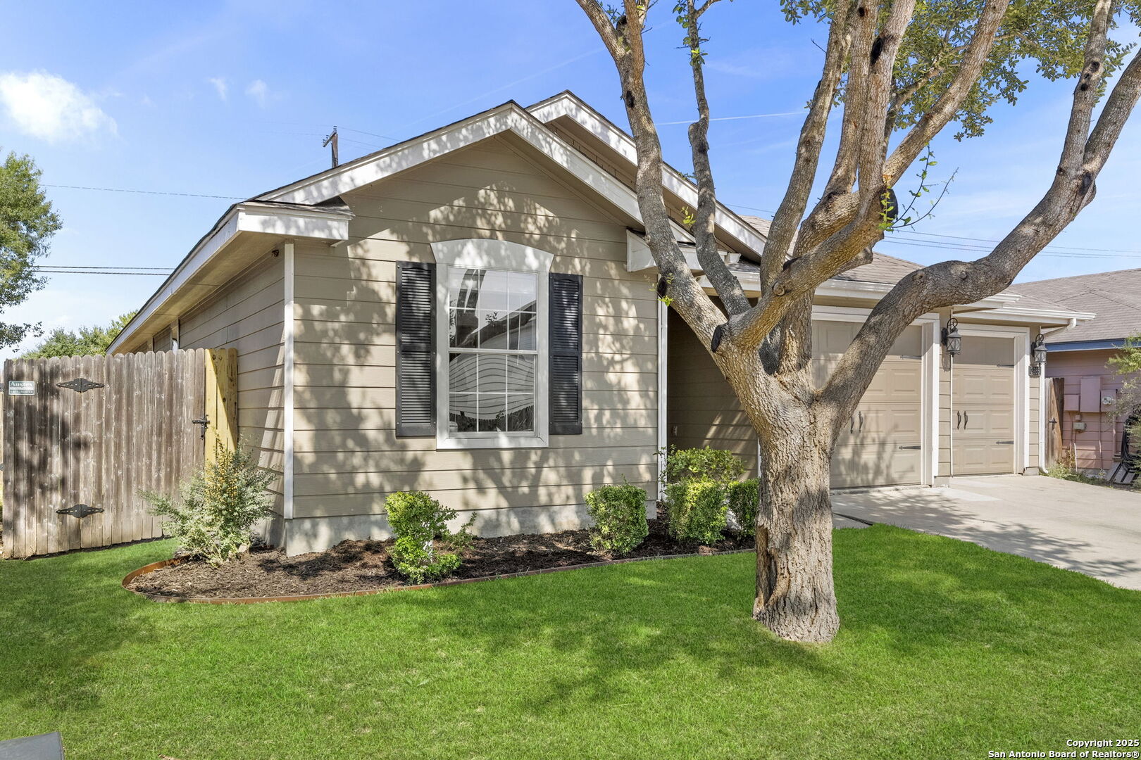 3265 SWALLOW POINTE
