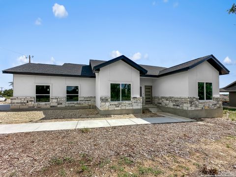 Single Family Residence in Blanco TX 301 Hiram Cook.jpg