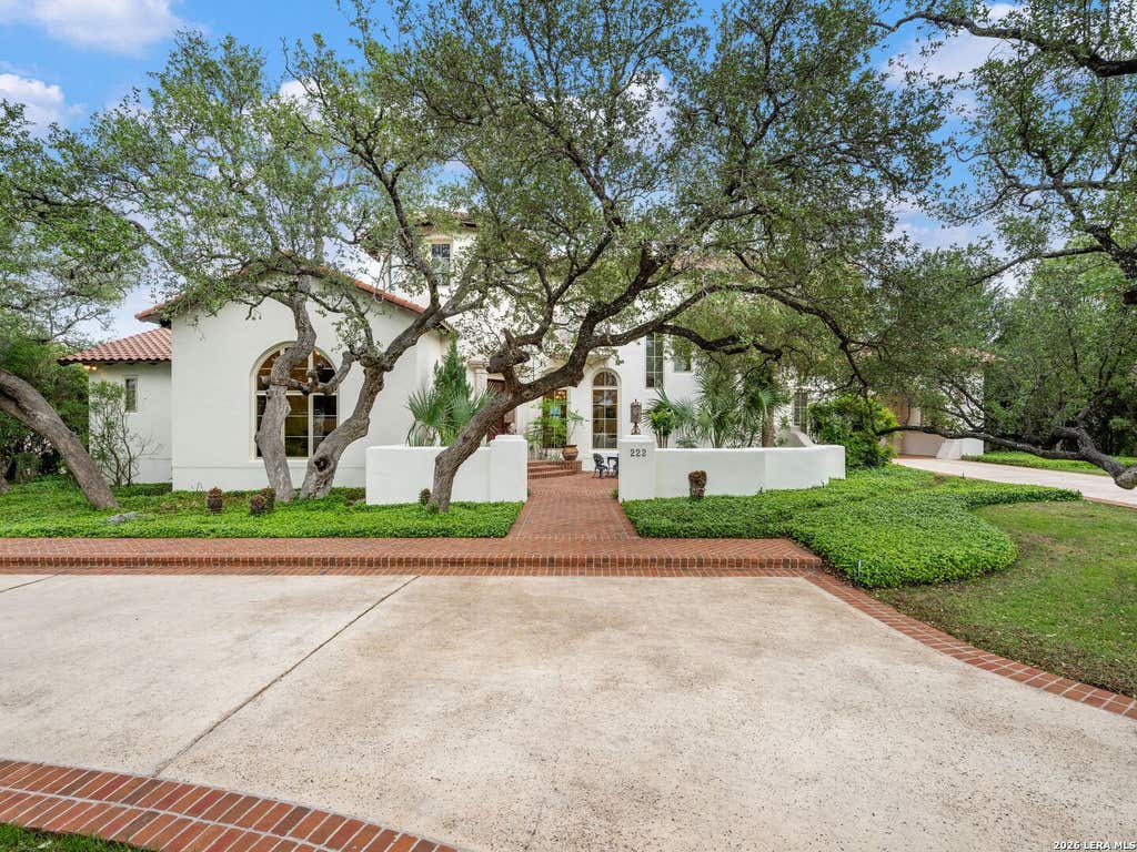 Photo of 222 Farne Castle, Shavano Park, TX 78249 (MLS # 1962295)