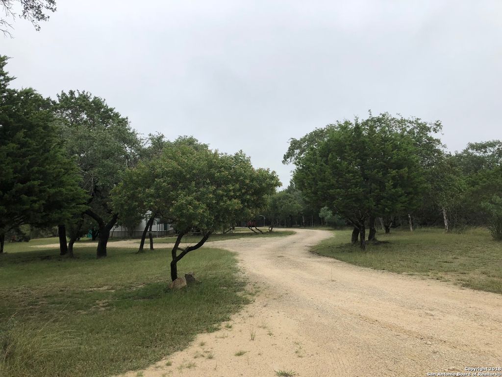 Photo of 403 LOS INDIOS RD, Boerne, TX 78006 (MLS # 1945224)