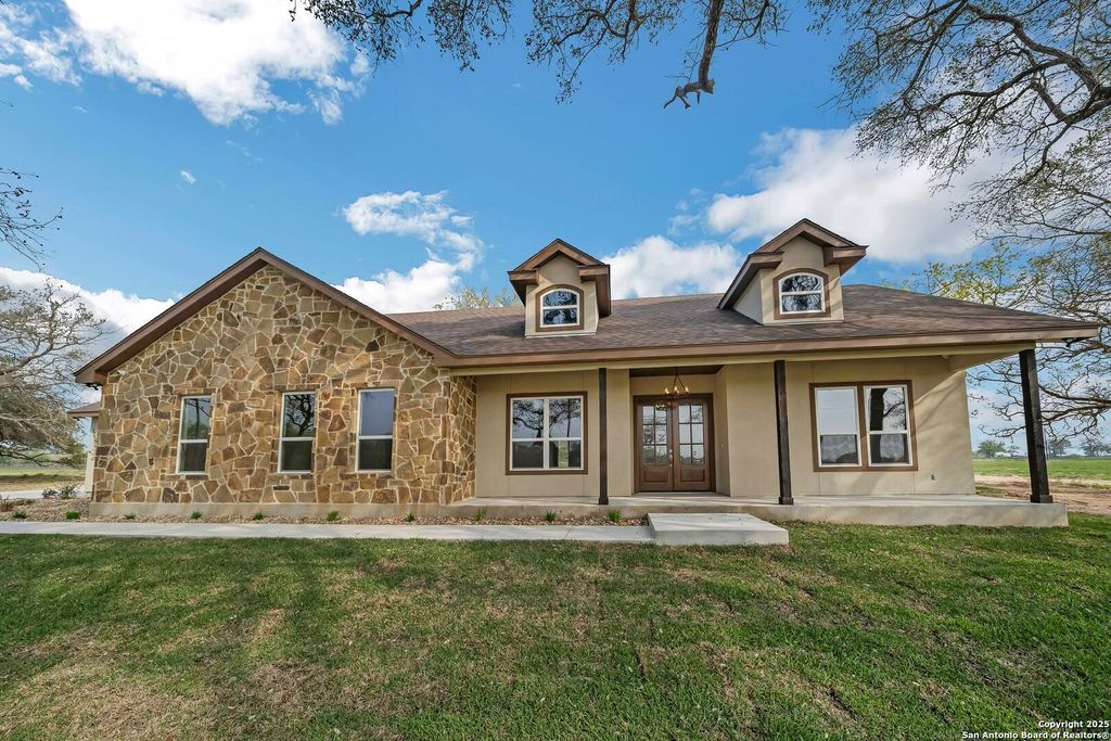 Photo of 313 Firewheel, Floresville, TX 78114 (MLS # 1890125)