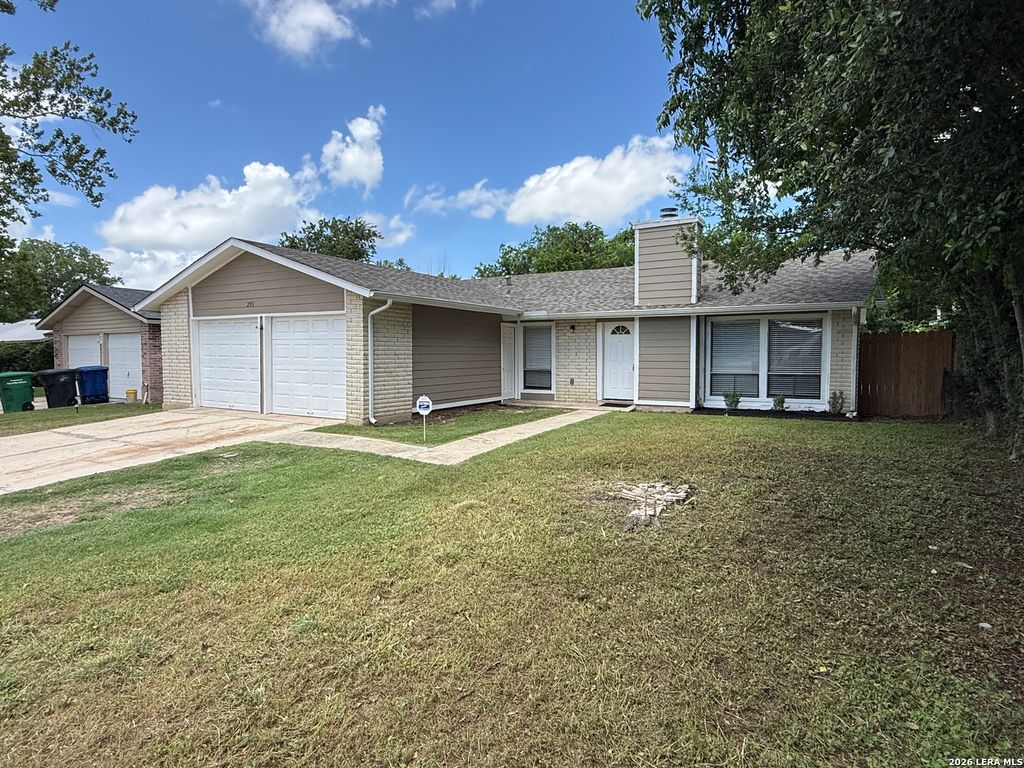 Photo of 2911 LAKEBRIAR ST, San Antonio, TX 78222 (MLS # 1992443)