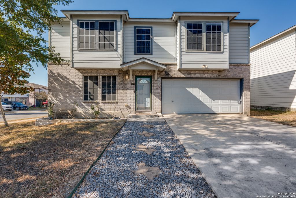 Photo of 101 Gatewood Mist, Cibolo, TX 78108 (MLS # 1916841)