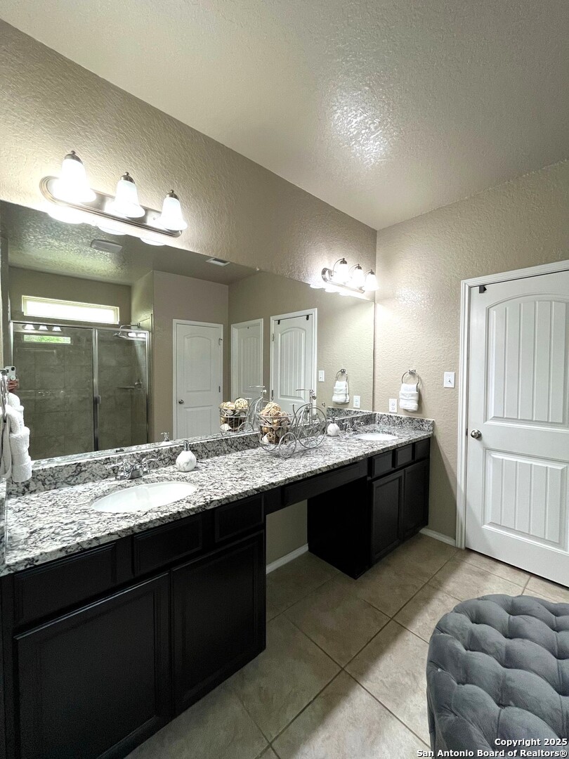 Converse, Texas 78109, United States, 4 Bedrooms Bedrooms, ,4 BathroomsBathrooms,Residential,Active,192943