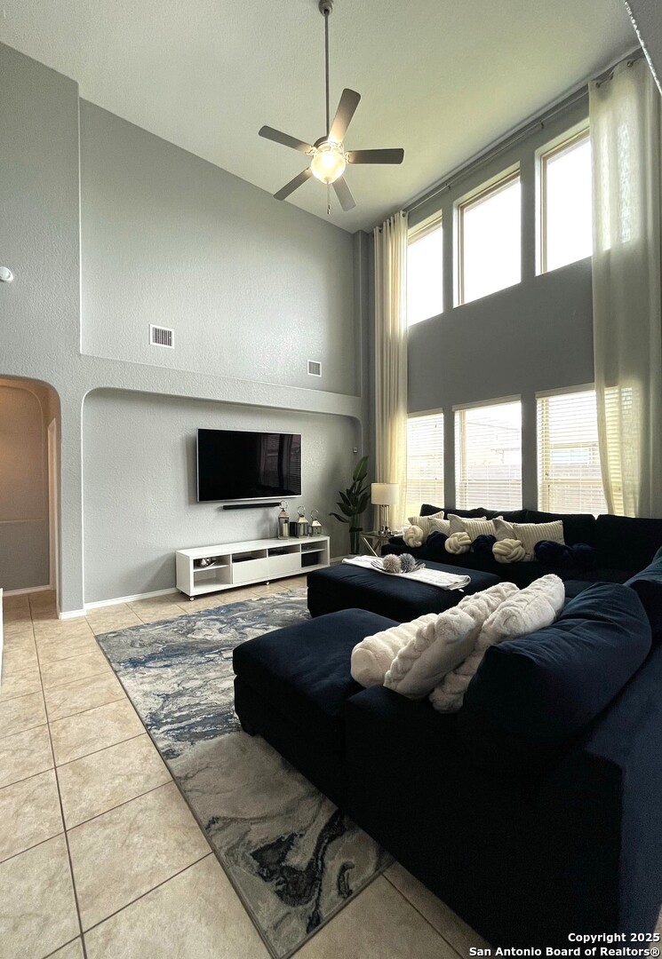 Converse, Texas 78109, United States, 4 Bedrooms Bedrooms, ,4 BathroomsBathrooms,Residential,Active,192943