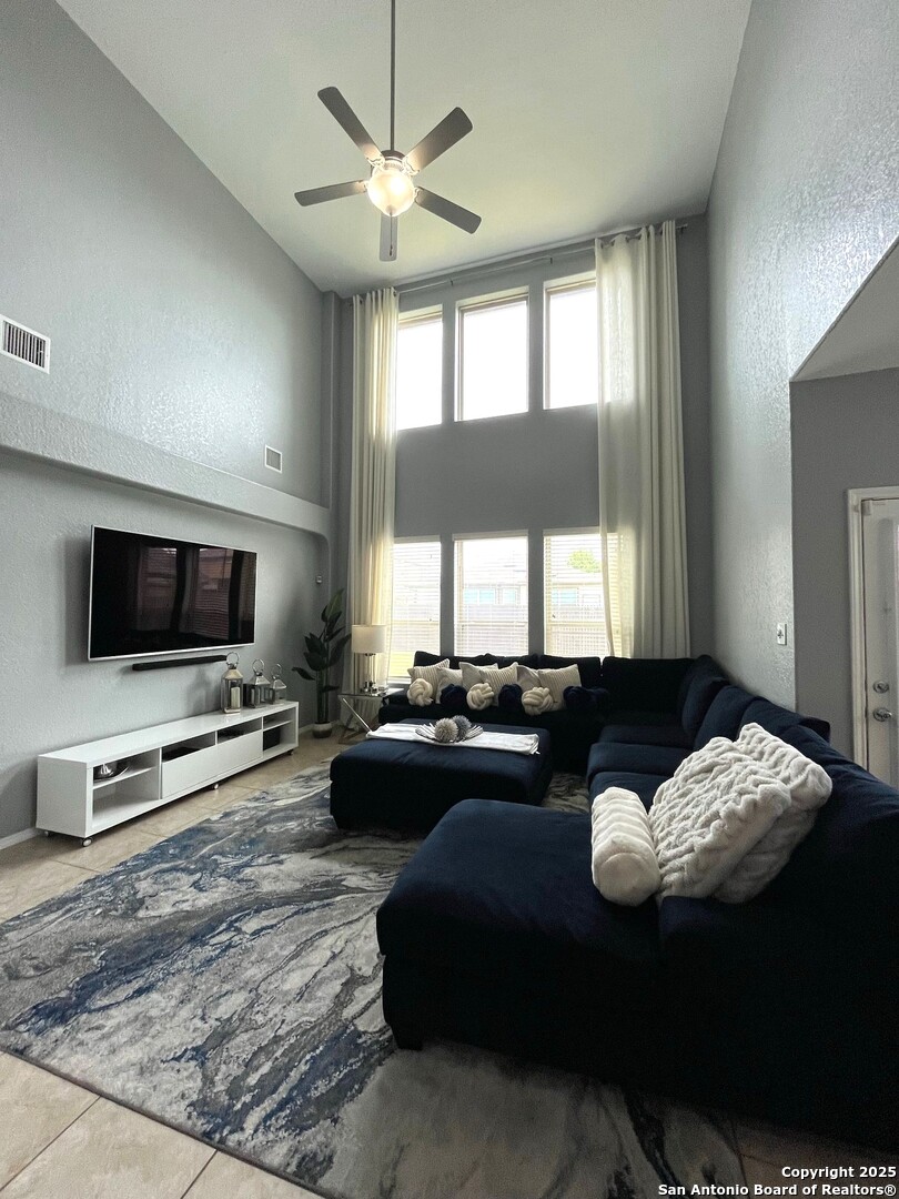 Converse, Texas 78109, United States, 4 Bedrooms Bedrooms, ,4 BathroomsBathrooms,Residential,Active,192943