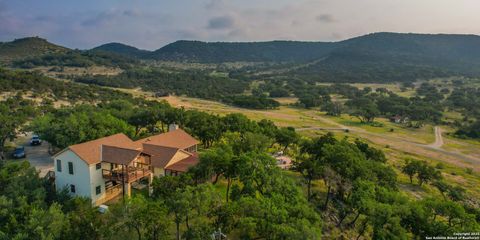 1401 Cedar Mesa Tarpley TX 78883