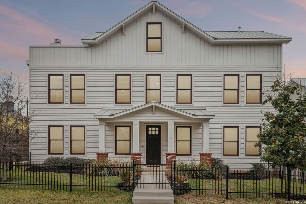 Photo of 311 E Evergreen #1, San Antonio, TX 78212 (MLS # 1942729)