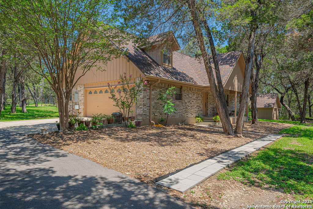 750 Forest Trail