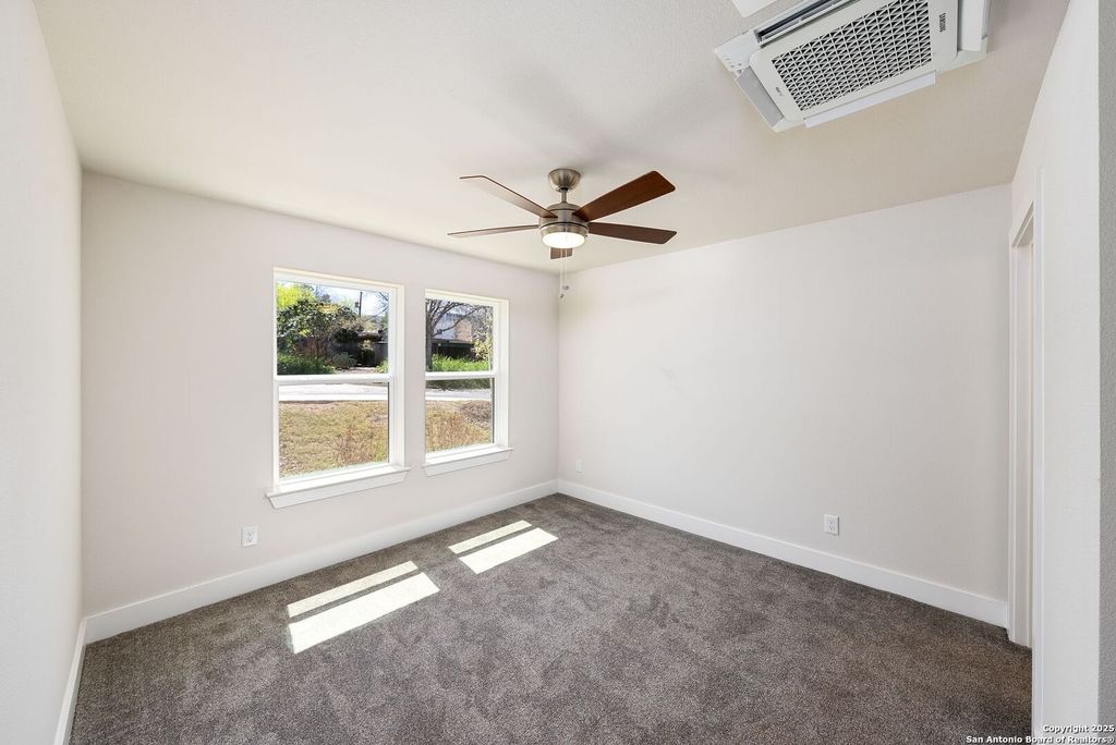 Photo of 419 Ira #1102 UNIT 1102, San Antonio, TX 78209 (MLS # 1860936)
