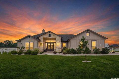 160 Pradera Ridge Floresville TX 78114