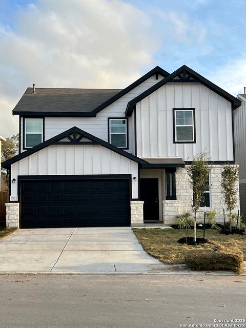 Photo of 7822 PONDEROSA PNE, Boerne, TX 78015 (MLS # 2006883)