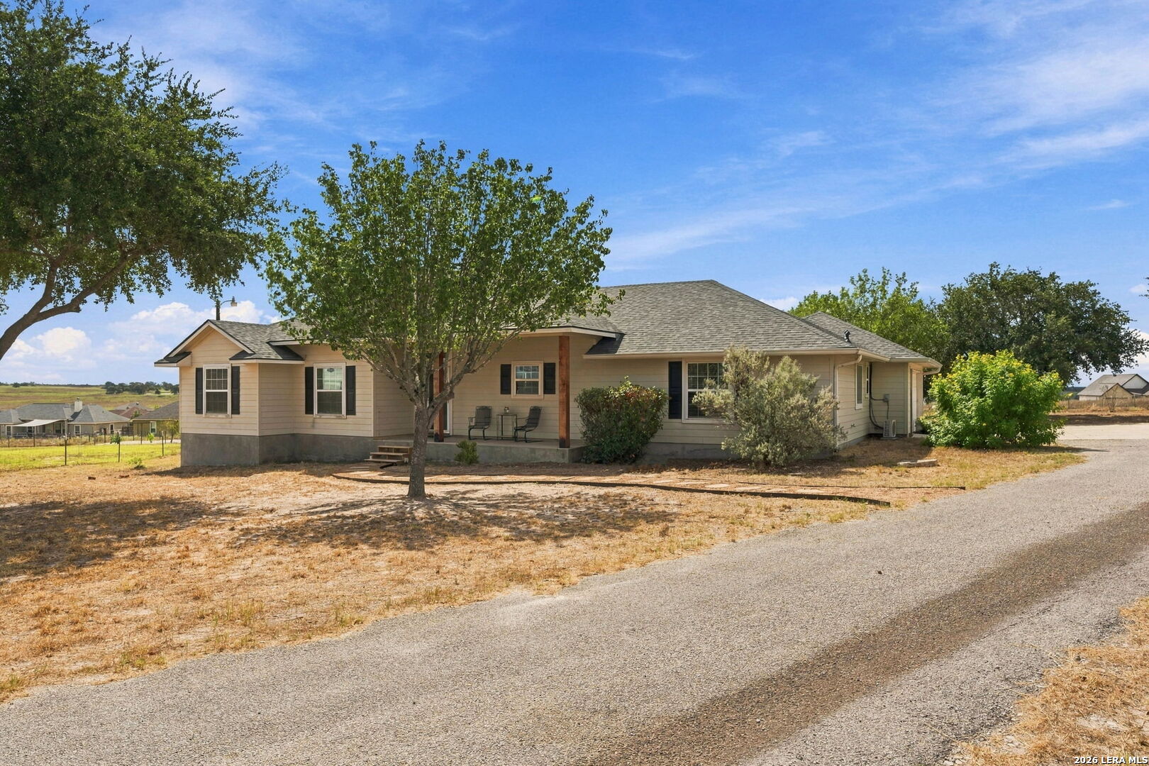 418 Clover Ln