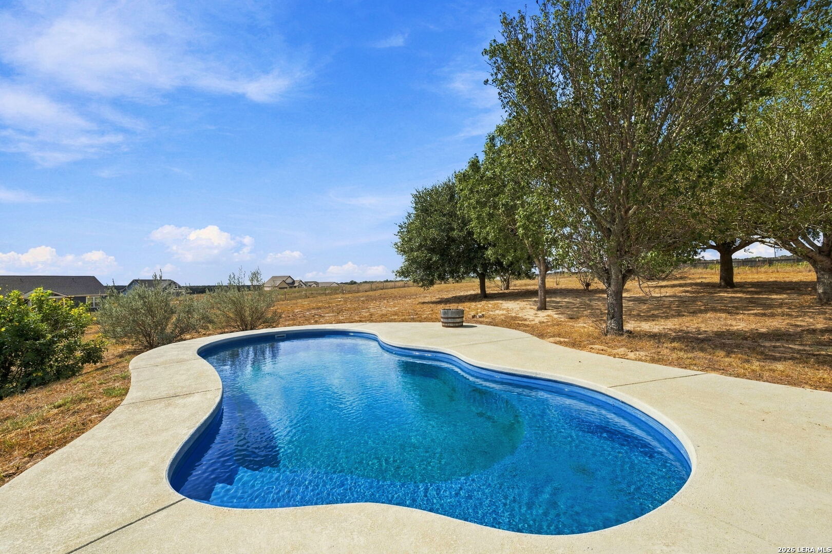 418 Clover Ln