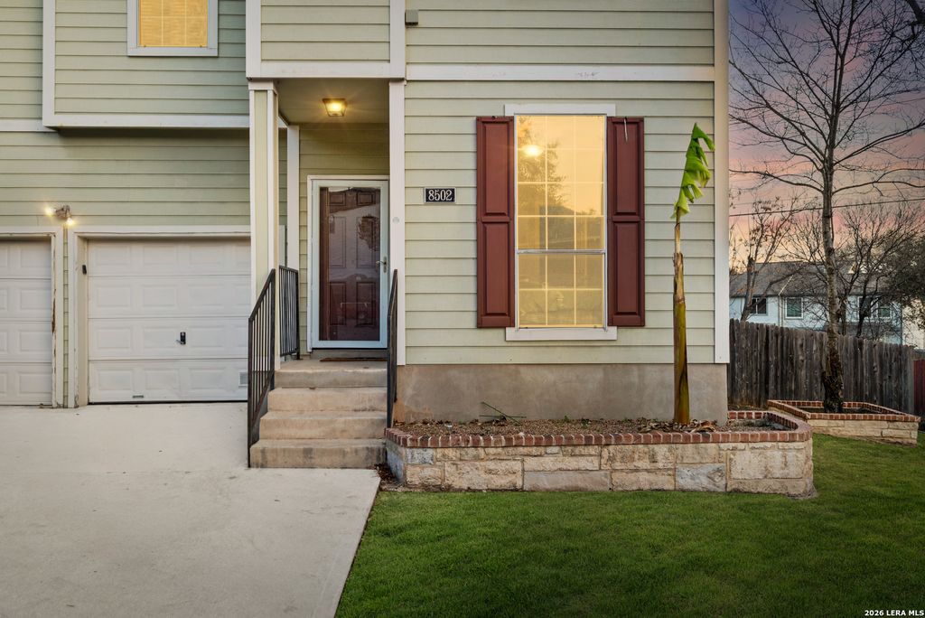 Photo of 8502 Sarasota Woods, San Antonio, TX 78250 (MLS # 1944142)