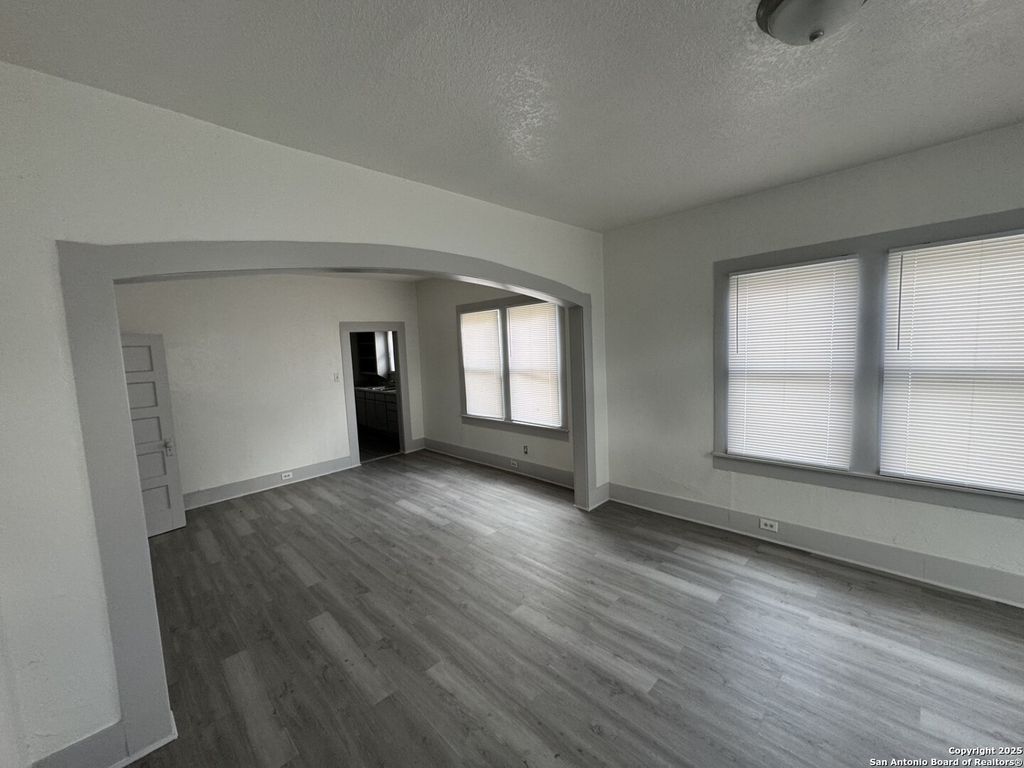 Photo of 1610 Hays, San Antonio, TX 78202 (MLS # 1908393)