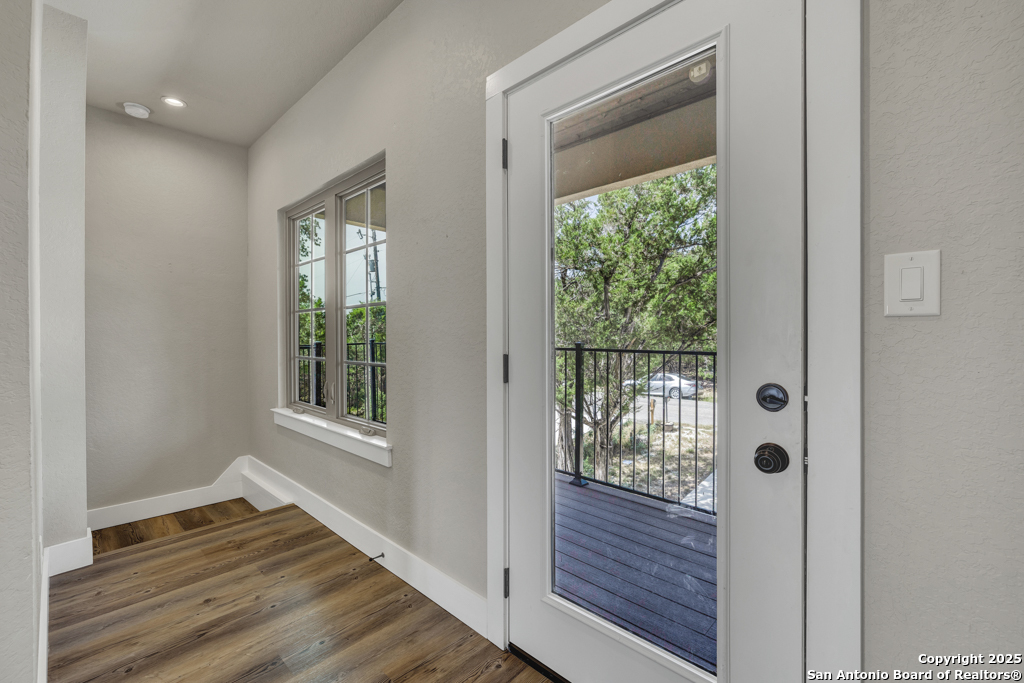 1216 Canyon Lake