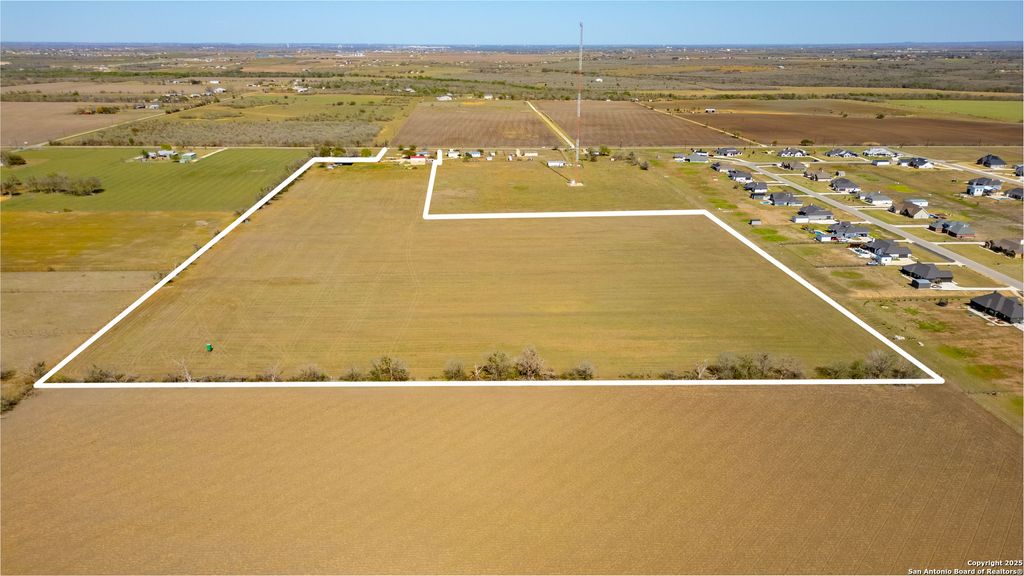 Photo of TBD S Santa Clara Road, Seguin, TX 78155 (MLS # 1896884)