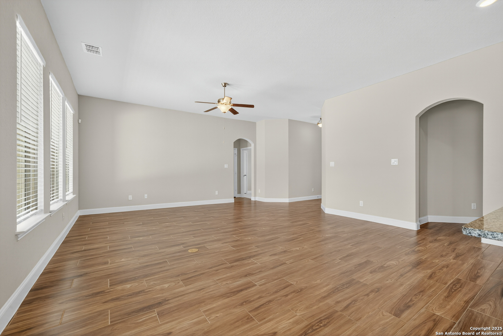 5011 Bonniecrest