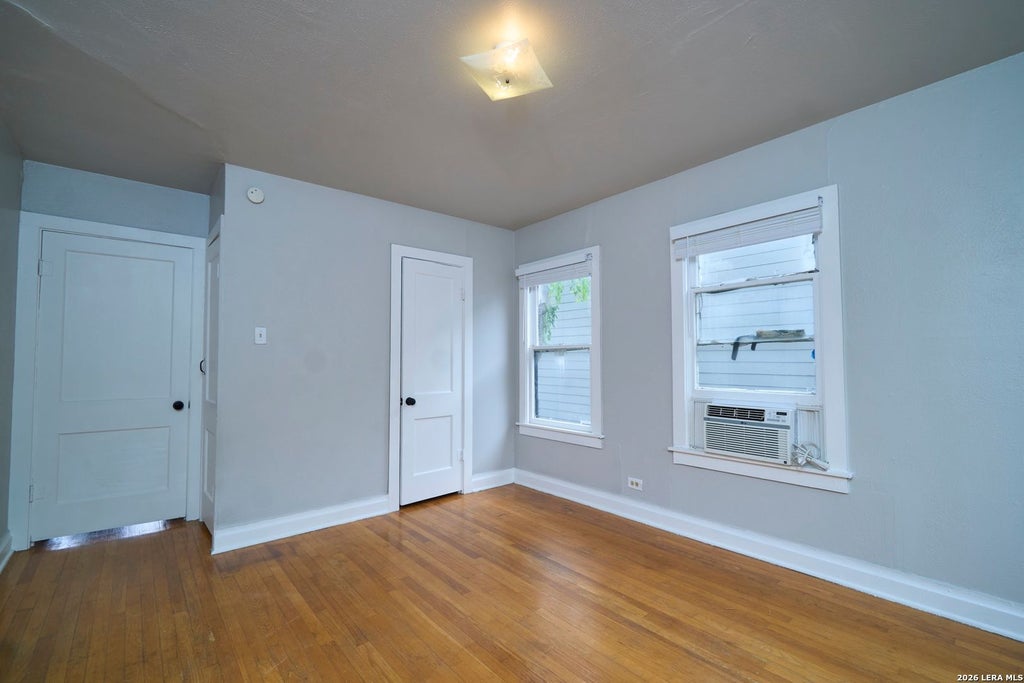 Photo of 218 CLAREMONT AVE 4 #4, San Antonio, TX 78209 (MLS # 1973079)