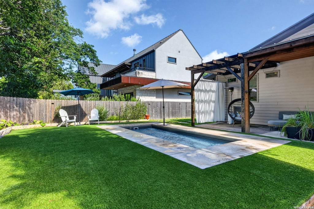 Photo of 426 E FEST ST, San Antonio, TX 78204 (MLS # 2019683)