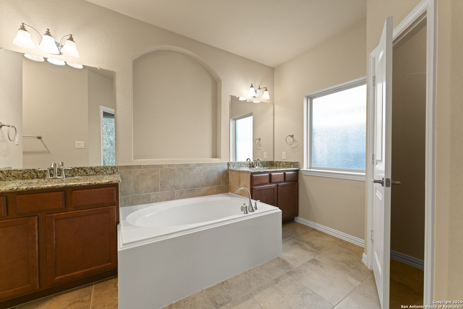 San Antonio, Texas 78253, United States, 4 Bedrooms Bedrooms, ,3 BathroomsBathrooms,Residential,Pending,22655