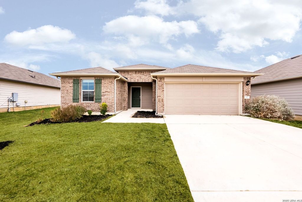 Photo of 917 Chachalaca, Seguin, TX 78155 (MLS # 1936489)