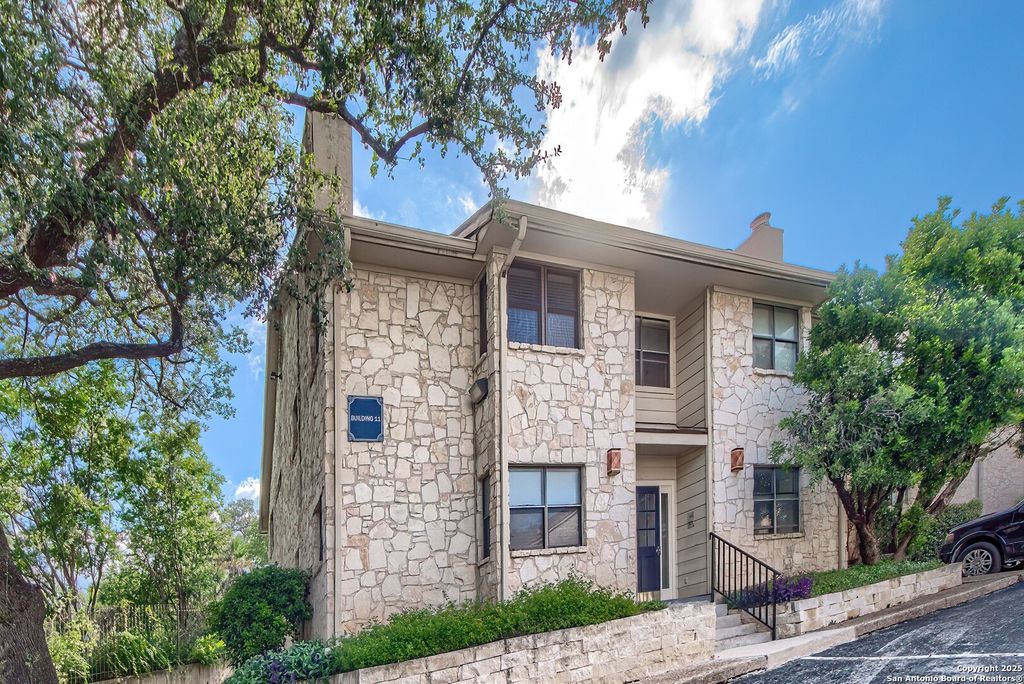 Photo of 7738 CHAMBERS RD 1102 #1102, San Antonio, TX 78229 (MLS # 1879902)