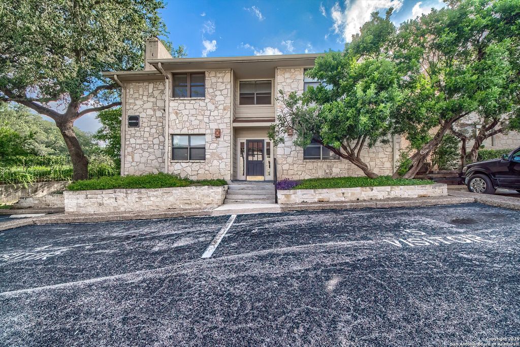Photo of 7738 CHAMBERS RD 1102 #1102, San Antonio, TX 78229 (MLS # 1879902)