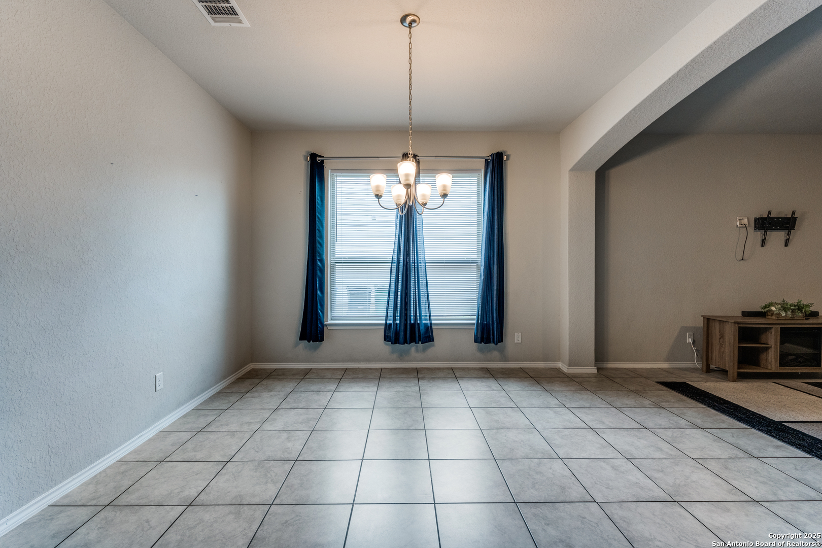 4622 Acclaim